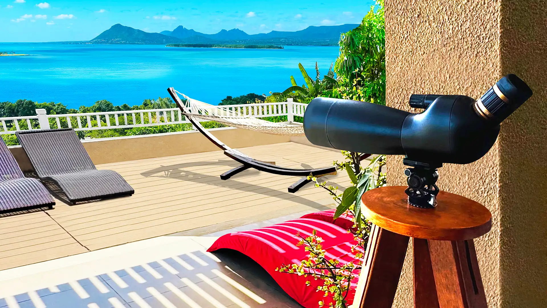 Lagoon View Sunset in Le Morne: Villa Life vs Hotel Rhythm