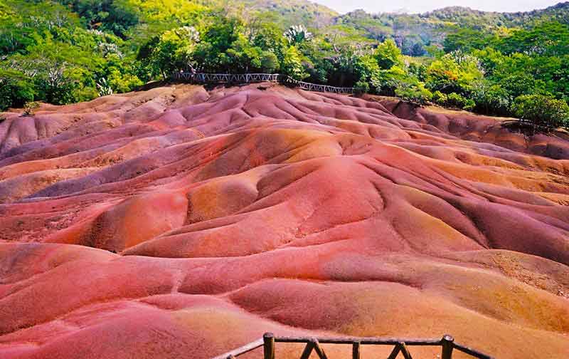 Chamarel 7 Coloured Earth
