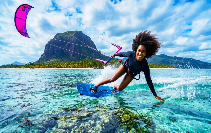 Does Le Morne Have Good Restaurants Nearby?