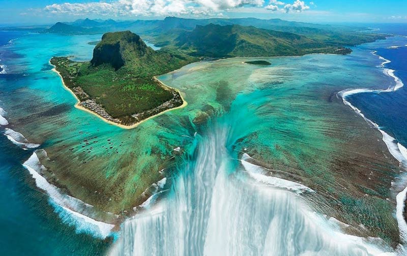 Underwater Waterfall